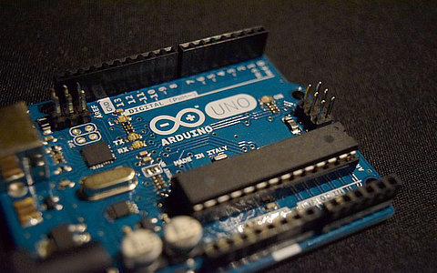 中國(guó)MCU行業(yè)挑戰(zhàn)及發(fā)展趨勢(shì)預(yù)測(cè)