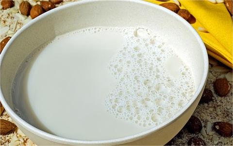 中國羊奶市場全景圖譜