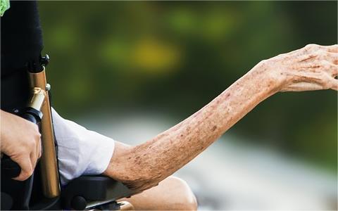 中國養(yǎng)老護(hù)理行業(yè)調(diào)研：未來趨勢展望與創(chuàng)新發(fā)展路徑