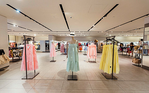 事關(guān)生育、醫(yī)療、養(yǎng)老、休假等，《提振消費(fèi)專(zhuān)項(xiàng)行動(dòng)方案》來(lái)了